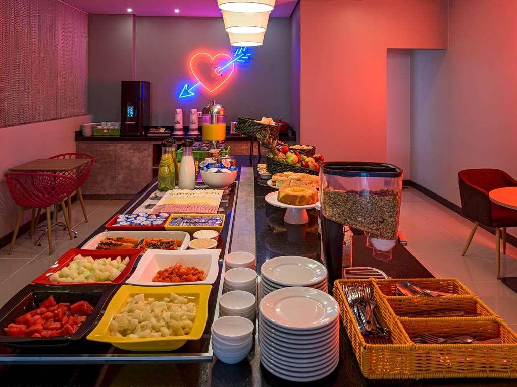 Golden Tower Express Franca By Fenix Hoteis Restaurante foto