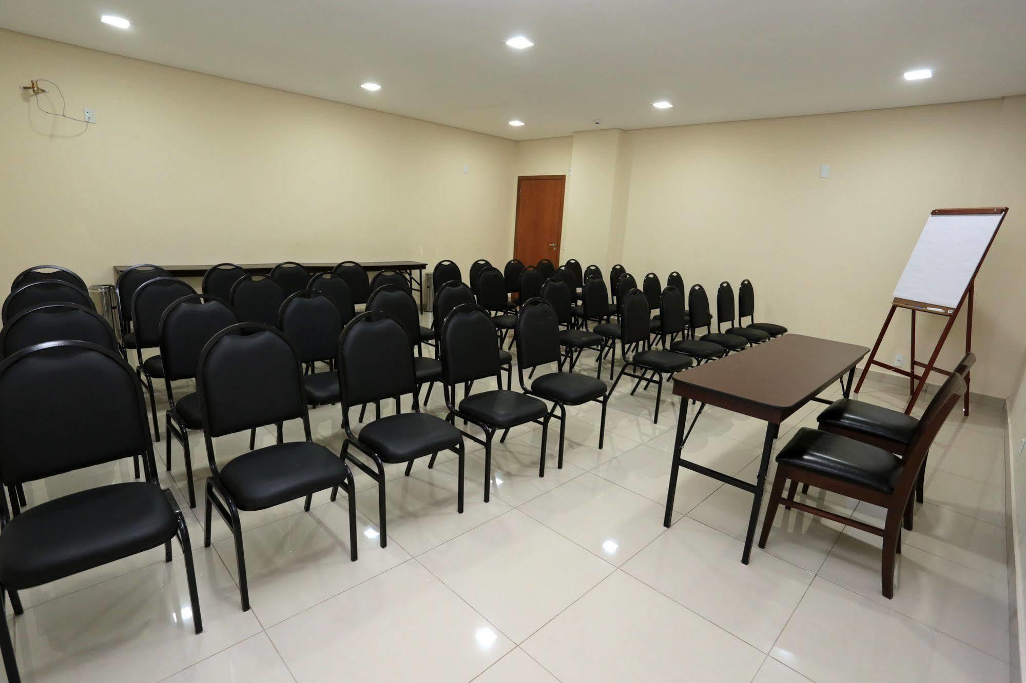 Golden Tower Express Franca By Fenix Hoteis Exterior foto